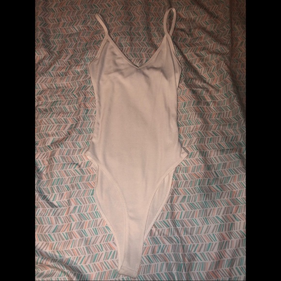 Forever 21 Tops - FOREVER 21 White Bodysuit